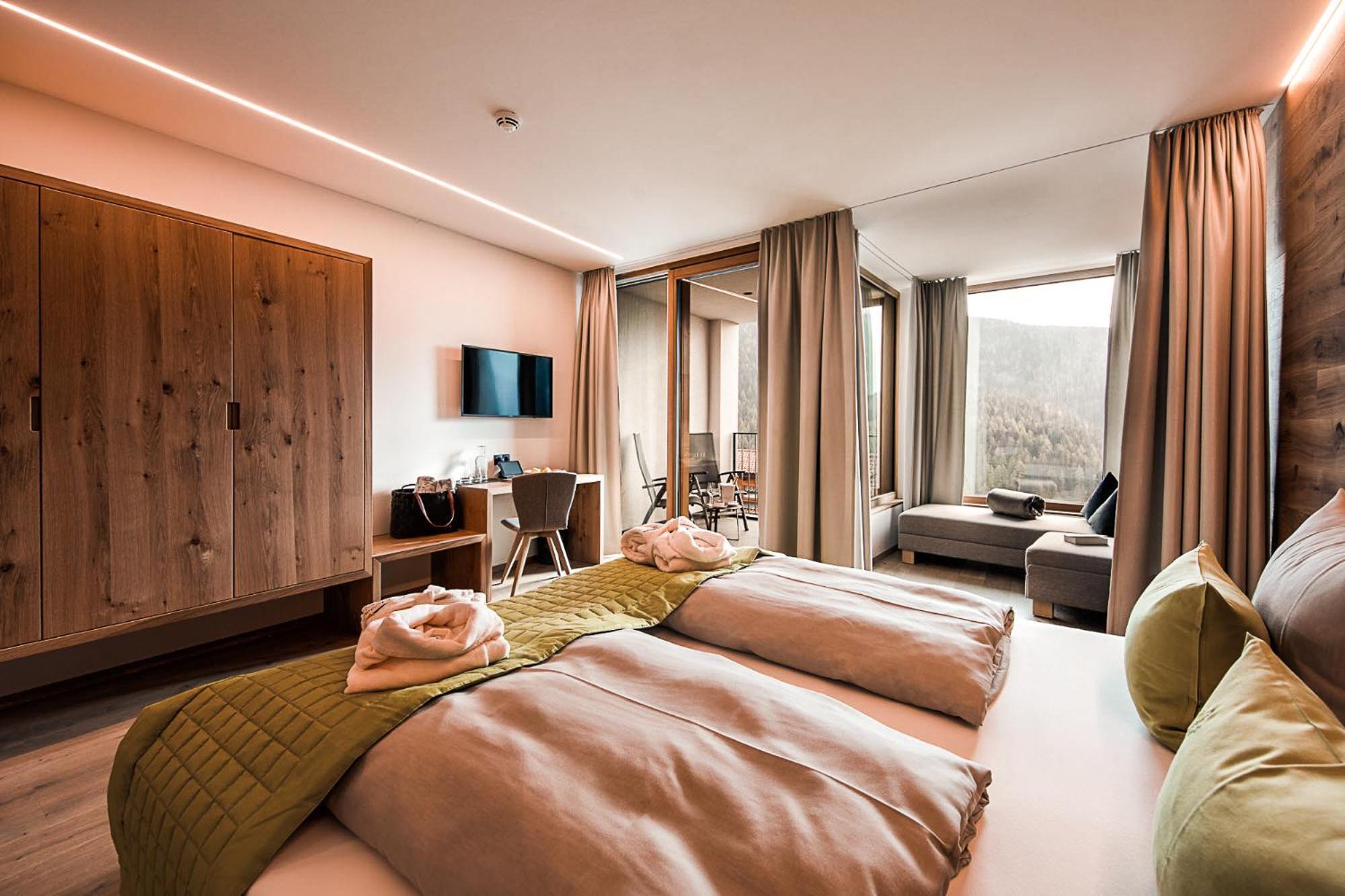 Panoramic Lotsch Otel Sarentino Oda fotoğraf